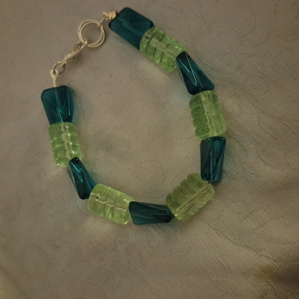 Glass beaded bracelet